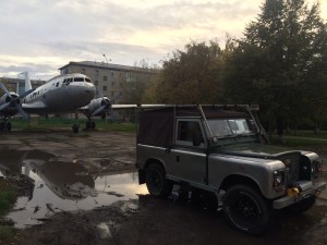 Maggie and a Soviet plane